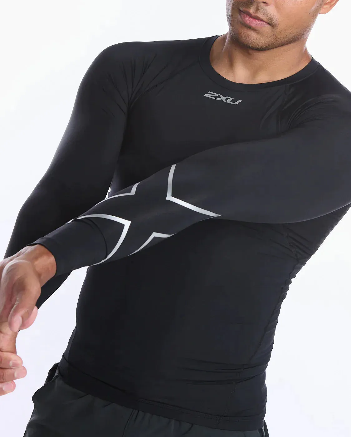 2XU Mens Core compression long sleeves | Black/ Silver