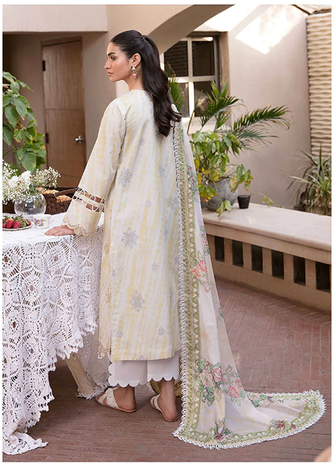 Afsanah By Seran Embroidered Lawn Unstitched 3 Piece Suit - 08