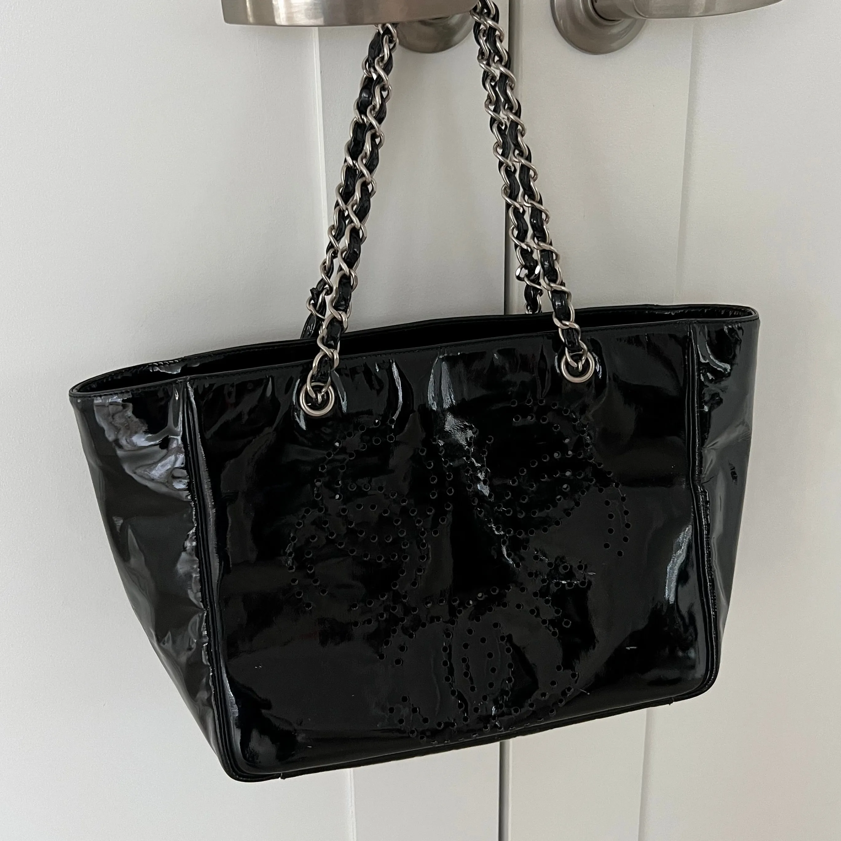 CHANEL CC Tote Bag Black Patent Leather