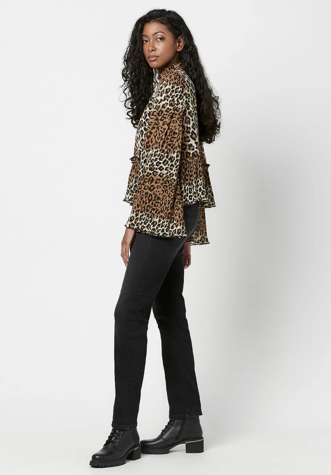 Jacinda Women's Ruffle Blouse in Leopard - WT0549F