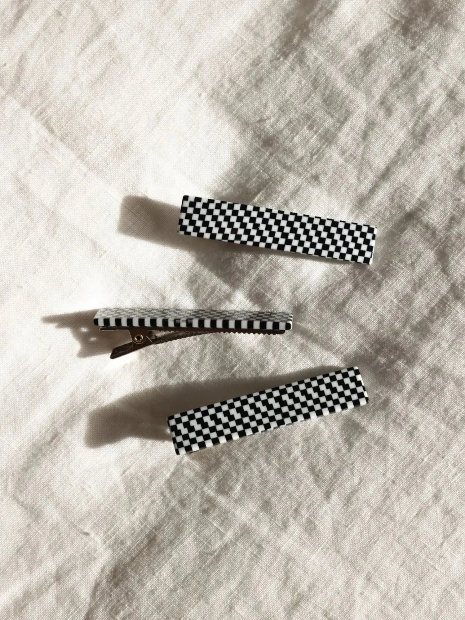 NAT & NOOR FLORA HAIR CLIP SET - BLACK & WHITE CHECKERED