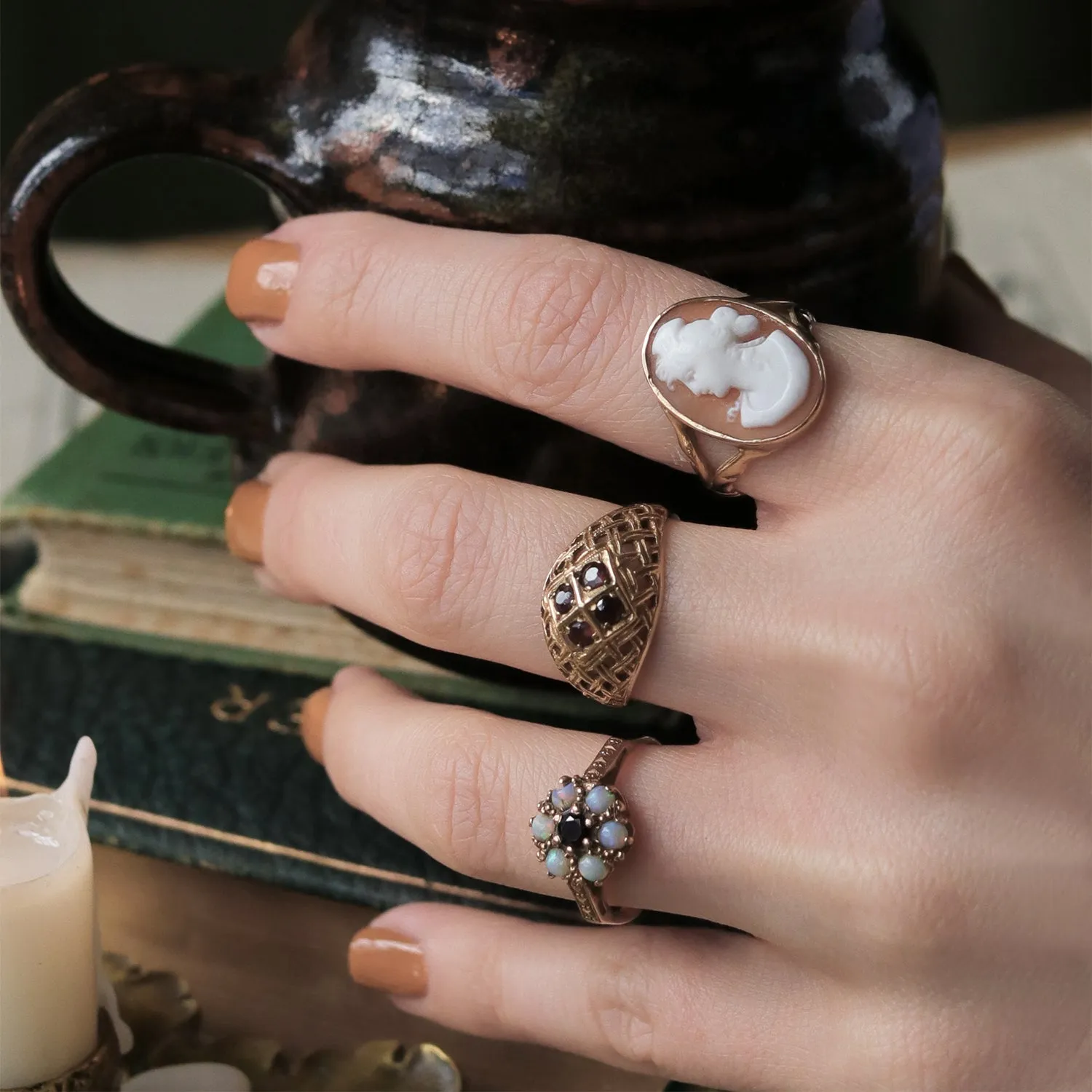 Vintage | Austen Cameo Ring